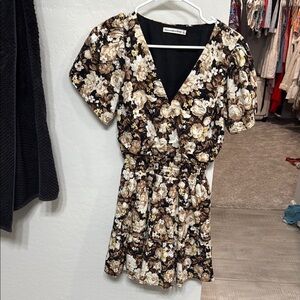NWOT Abercrombie floral Dress size small